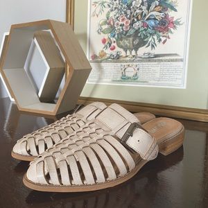 Mi.im beige woven buckle slides